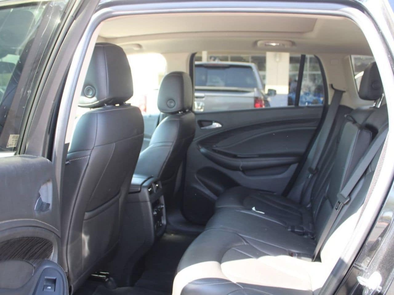 Used 2018 Ebony Twilight Metallic Buick Premium I image 12