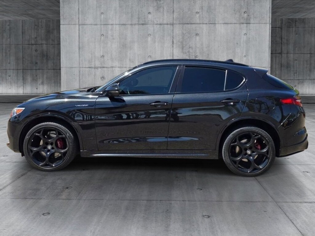 Used 2022 Alfa Romeo Stelvio Veloce SUV