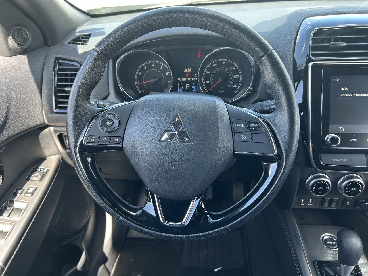 Used 2024 Mercury Gray Metallic Mitsubishi SEL image 23