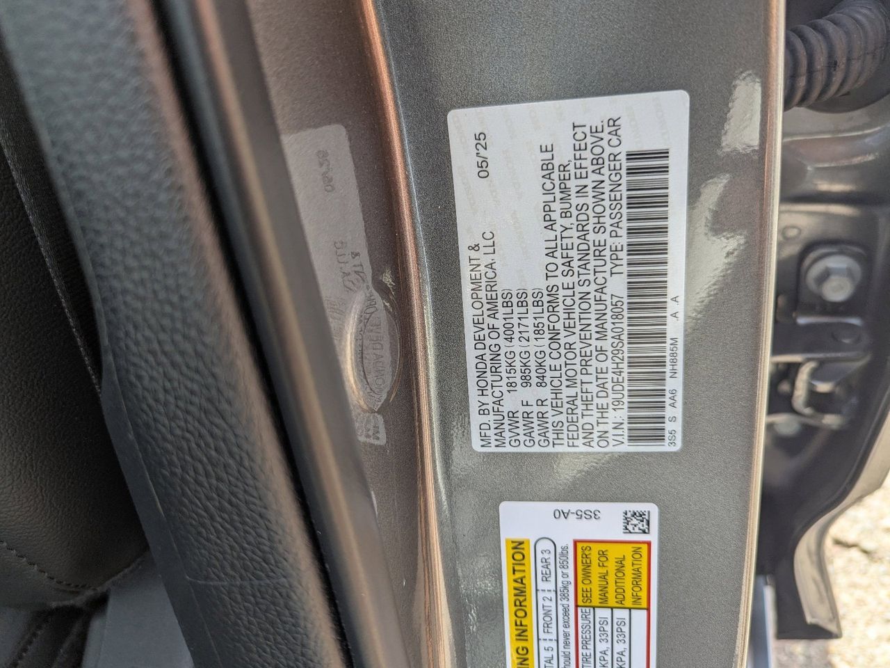 Certified Used 2025 Liquid Carbon Metallic Acura Premium image 30