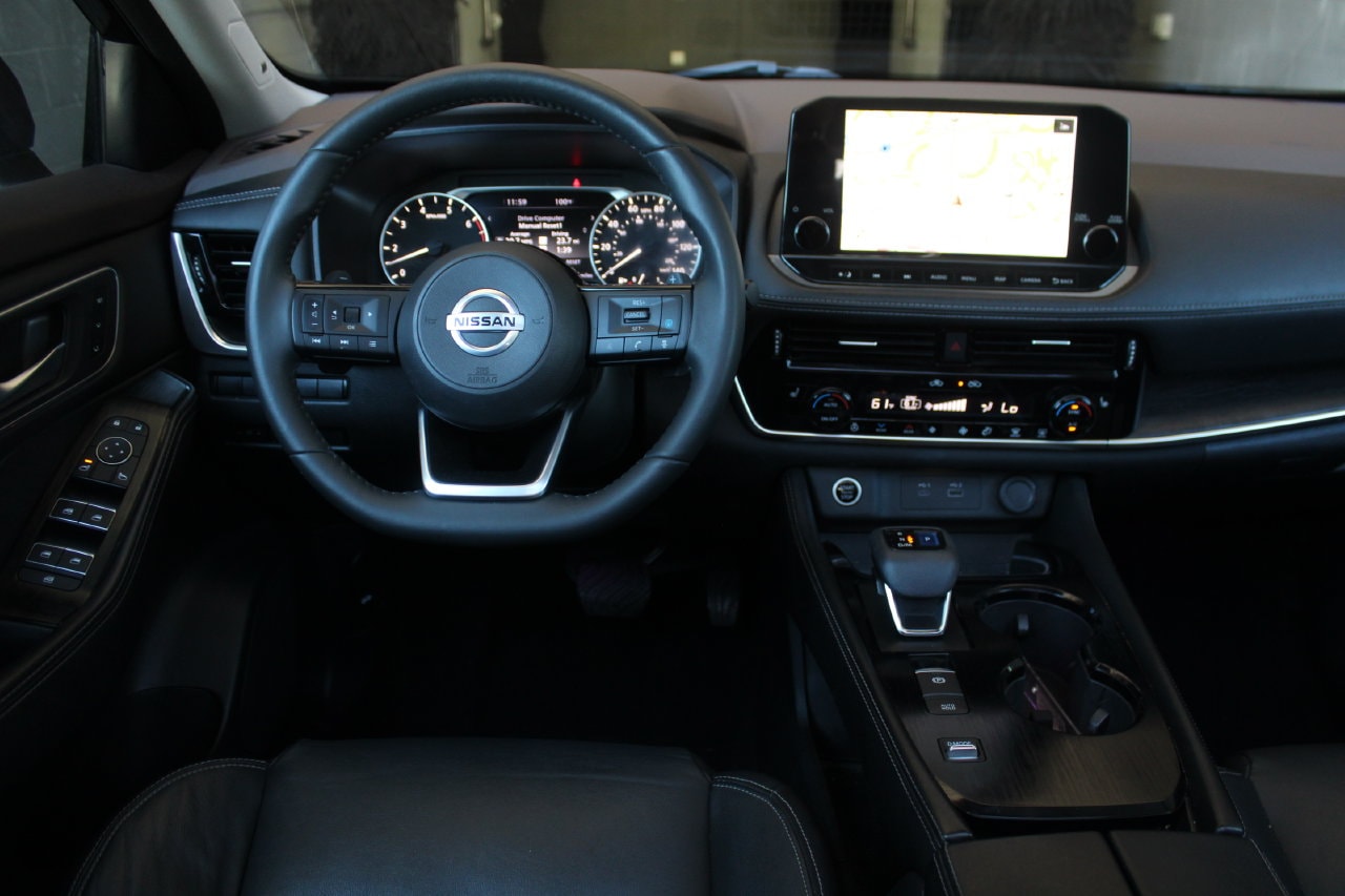 Used 2021 Super Black Nissan SL image 18