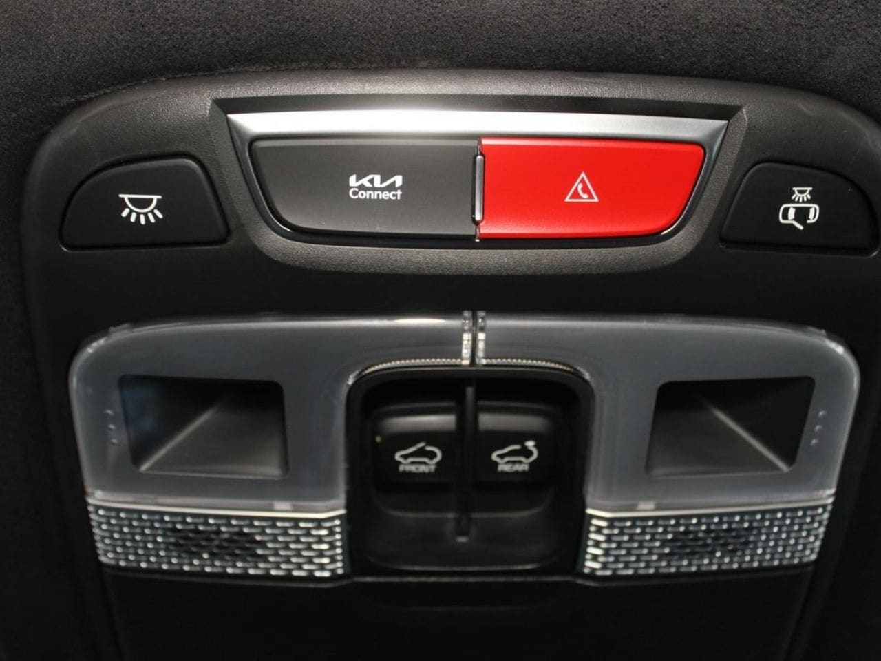 Used 2024 Wolf Gray Kia SX-Prestige X-Line image 31