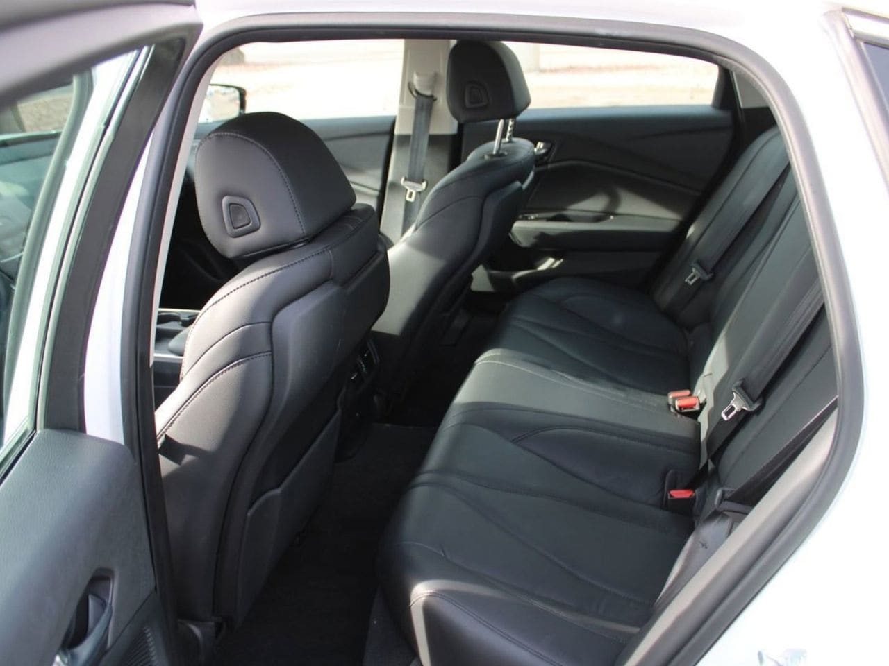 Certified Used 2023 Platinum White Pearl Acura Premium Base image 10