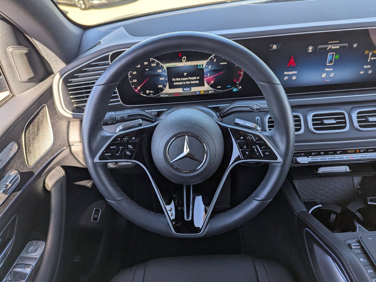 Used 2025 Selenite Gray Metallic Mercedes-Benz GLE 350 4matic® image 23