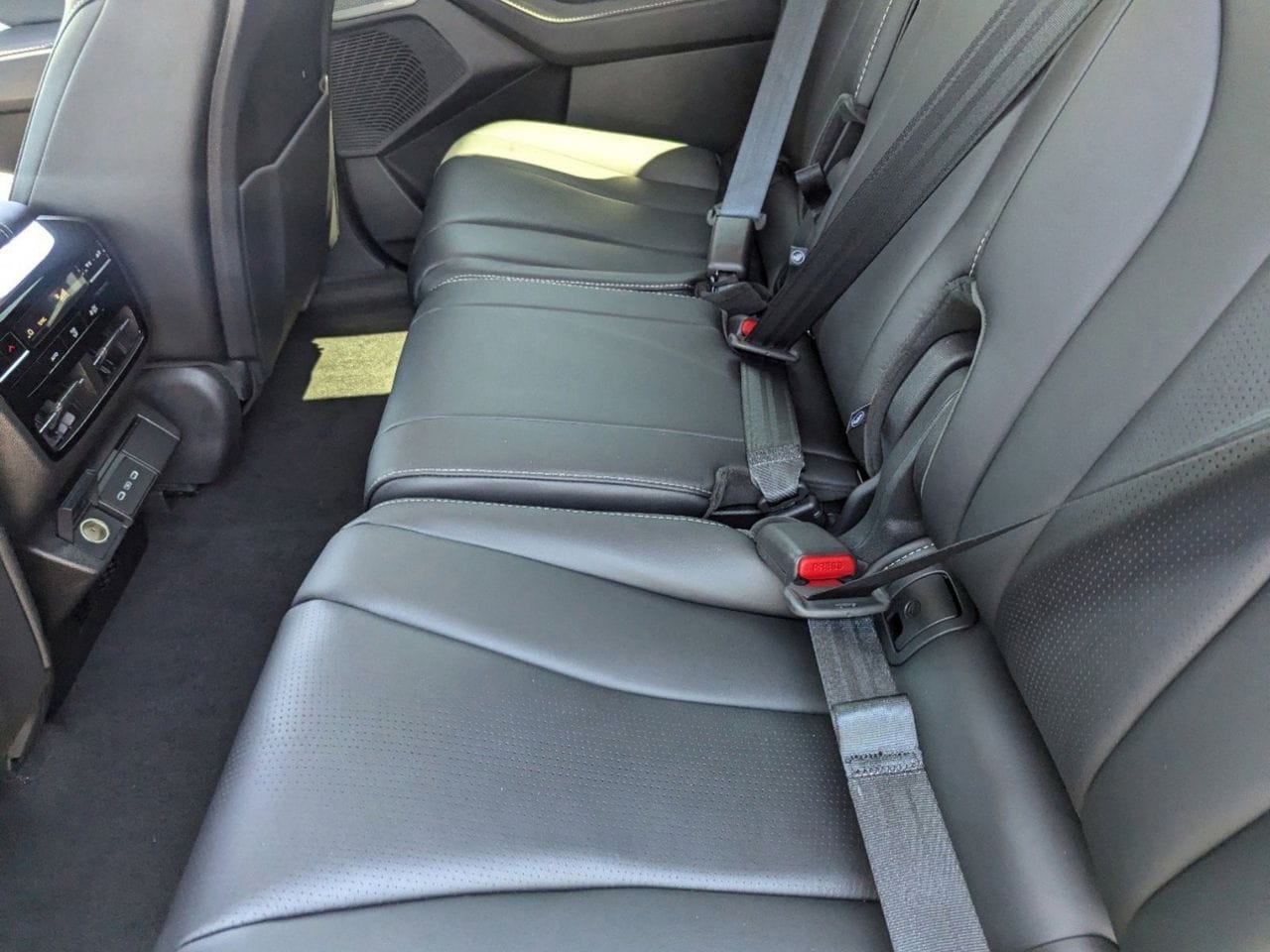 New 2026 Platinum White Pearl Acura FWD Technology Package image 22