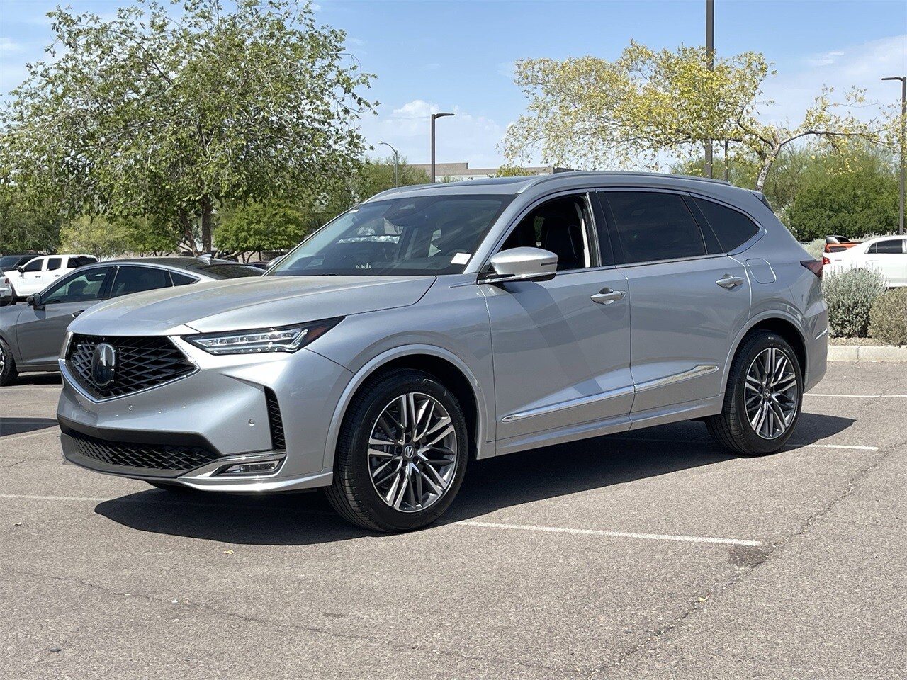 2026 Acura MDX SH-AWD Advance photo 2