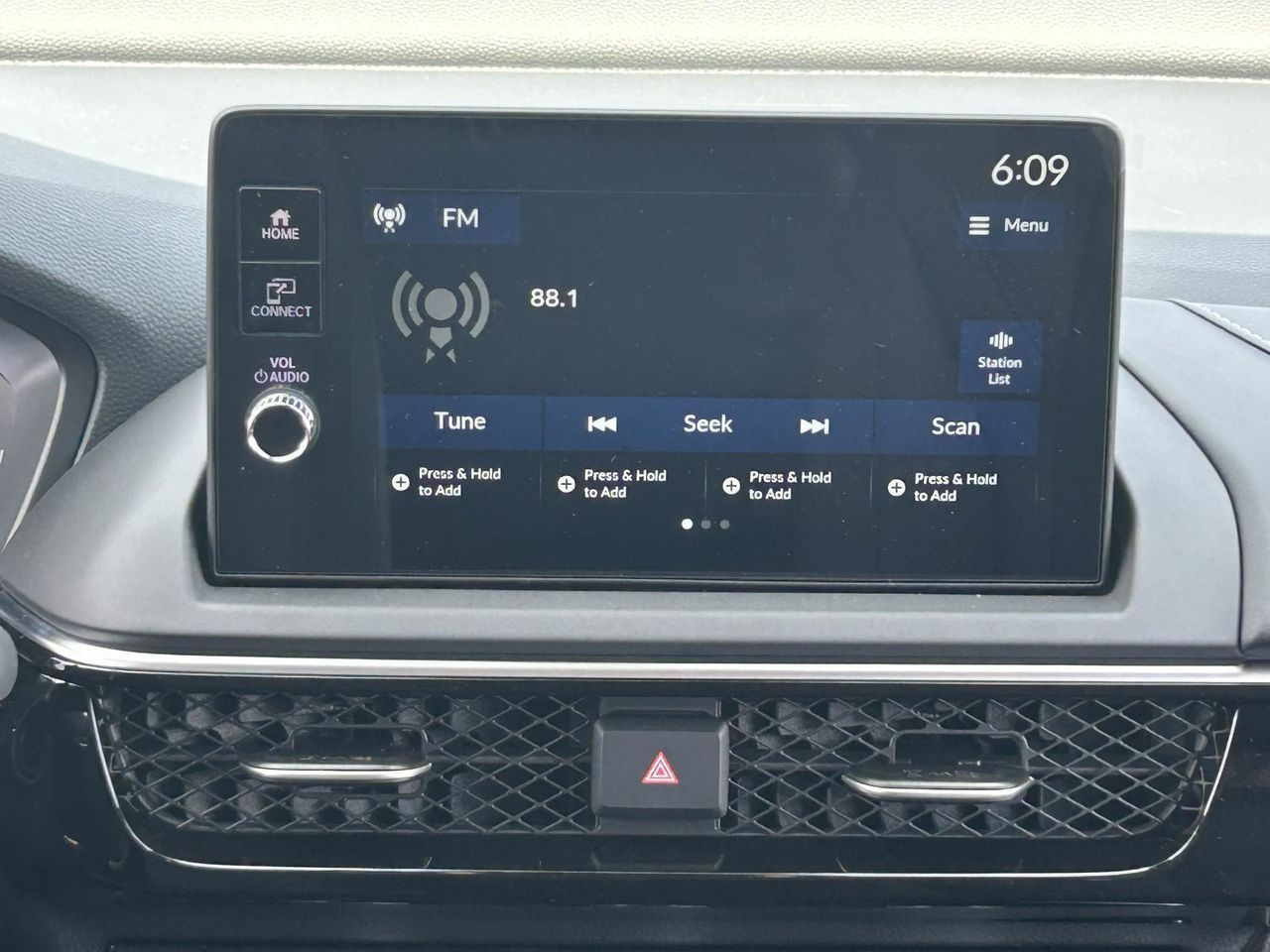 New 2026 Platinum White Pearl Acura Base image 21