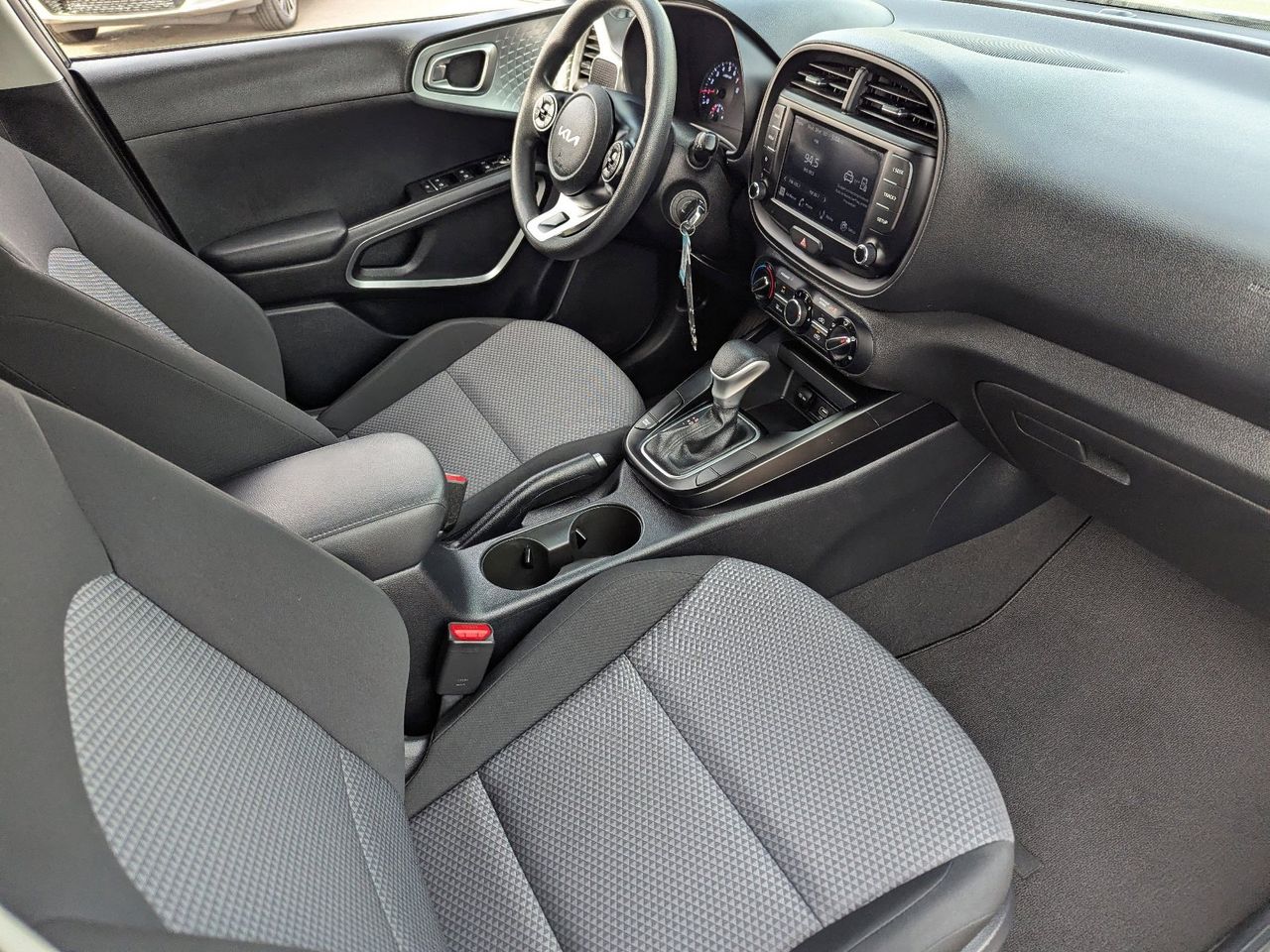 Used 2022 Gravity Gray Kia LX image 13