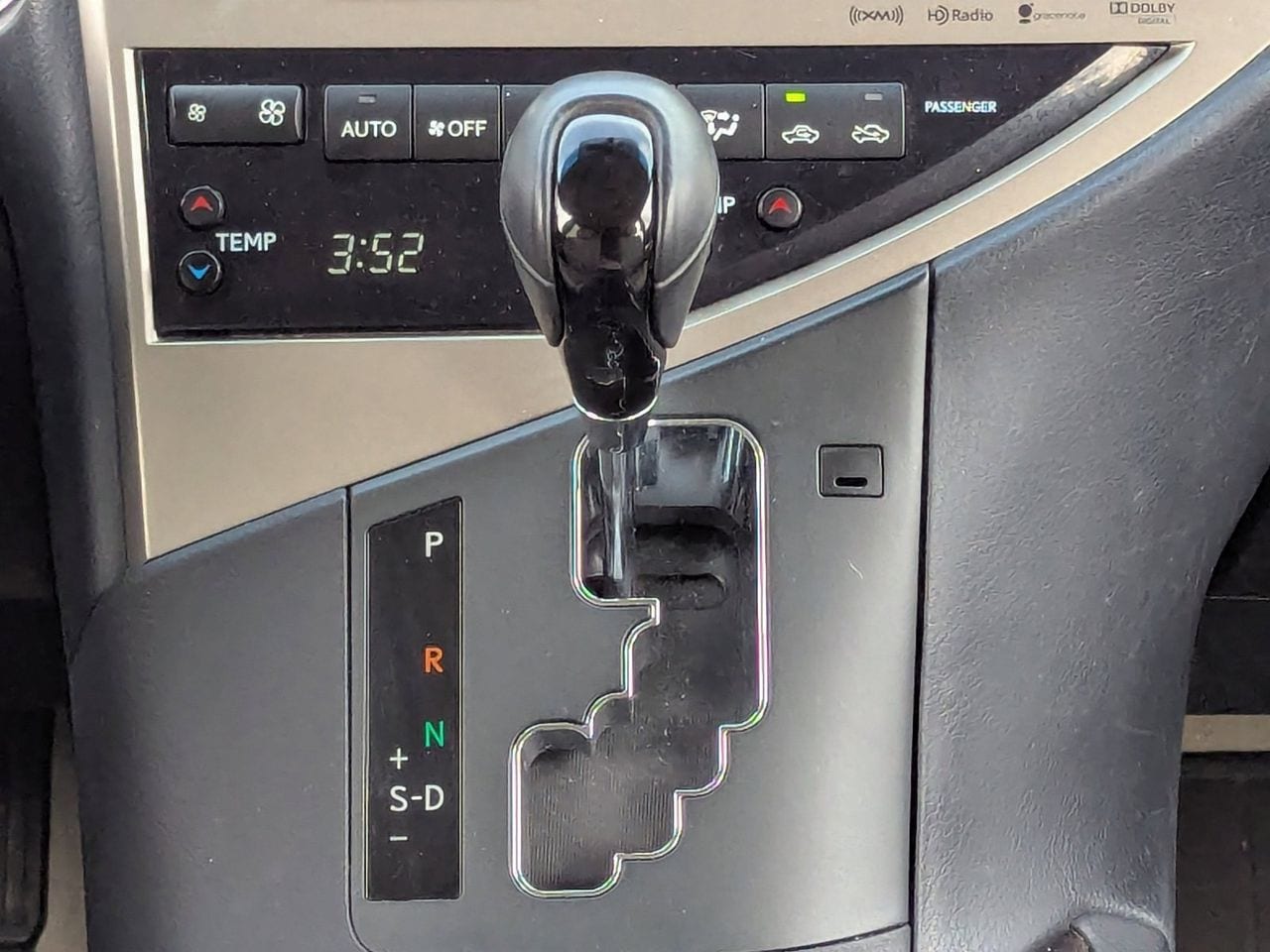 Used 2015 Obsidian Lexus 350 image 22