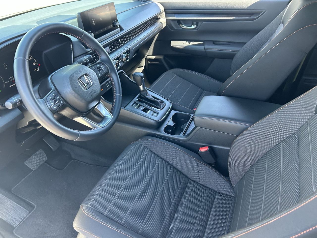 Used 2025 Platinum White Pearl Honda Sport image 29