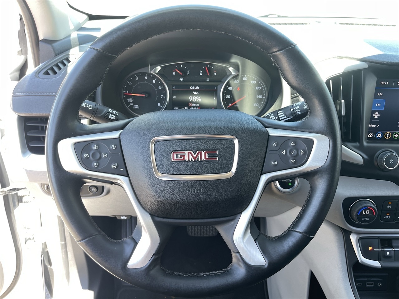 Image 28 of 2024 GMC Terrain