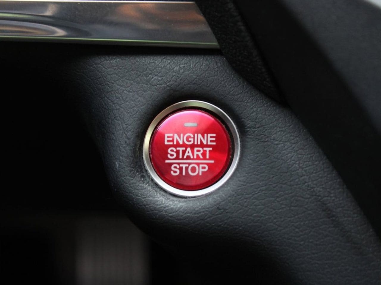 Used 2017 White Diamond Pearl Acura 3.5L w/Technology Package image 22