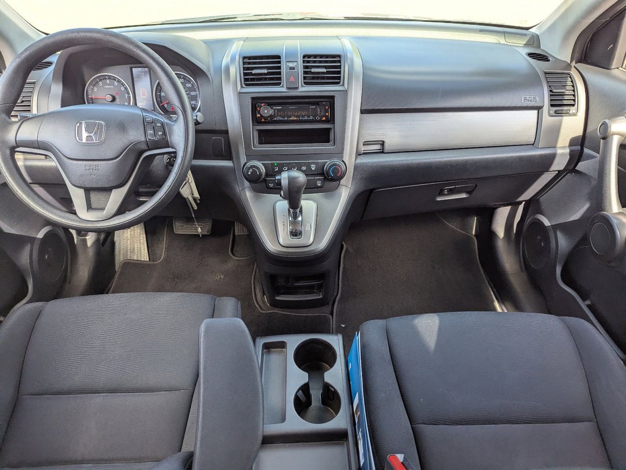 Used 2011 Urban Titanium Metallic Honda LX image 15