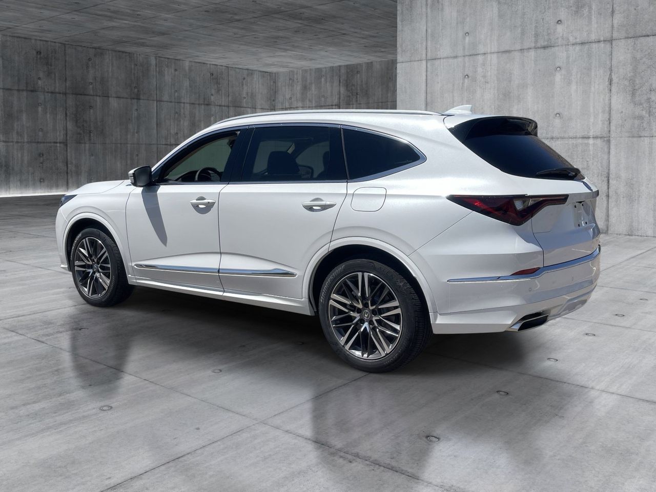 New 2026 Platinum White Pearl Acura SH-AWD Advance Package image 4