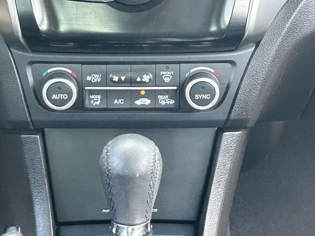 Used 2016 Slate Silver Metallic Acura 2.4L image 23
