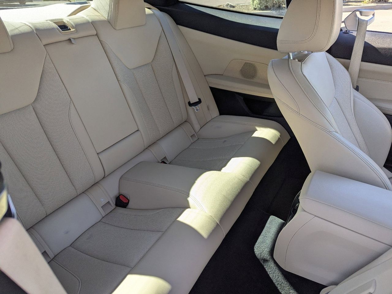 Used 2022 Black Sapphire Metallic BMW 430i image 13