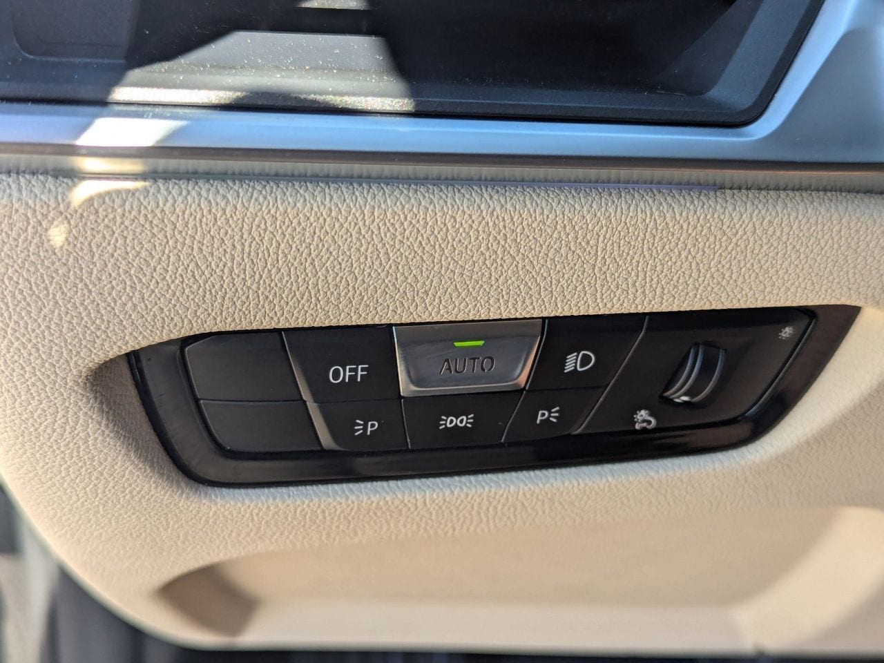 Used 2022 Black Sapphire Metallic BMW 430i image 31