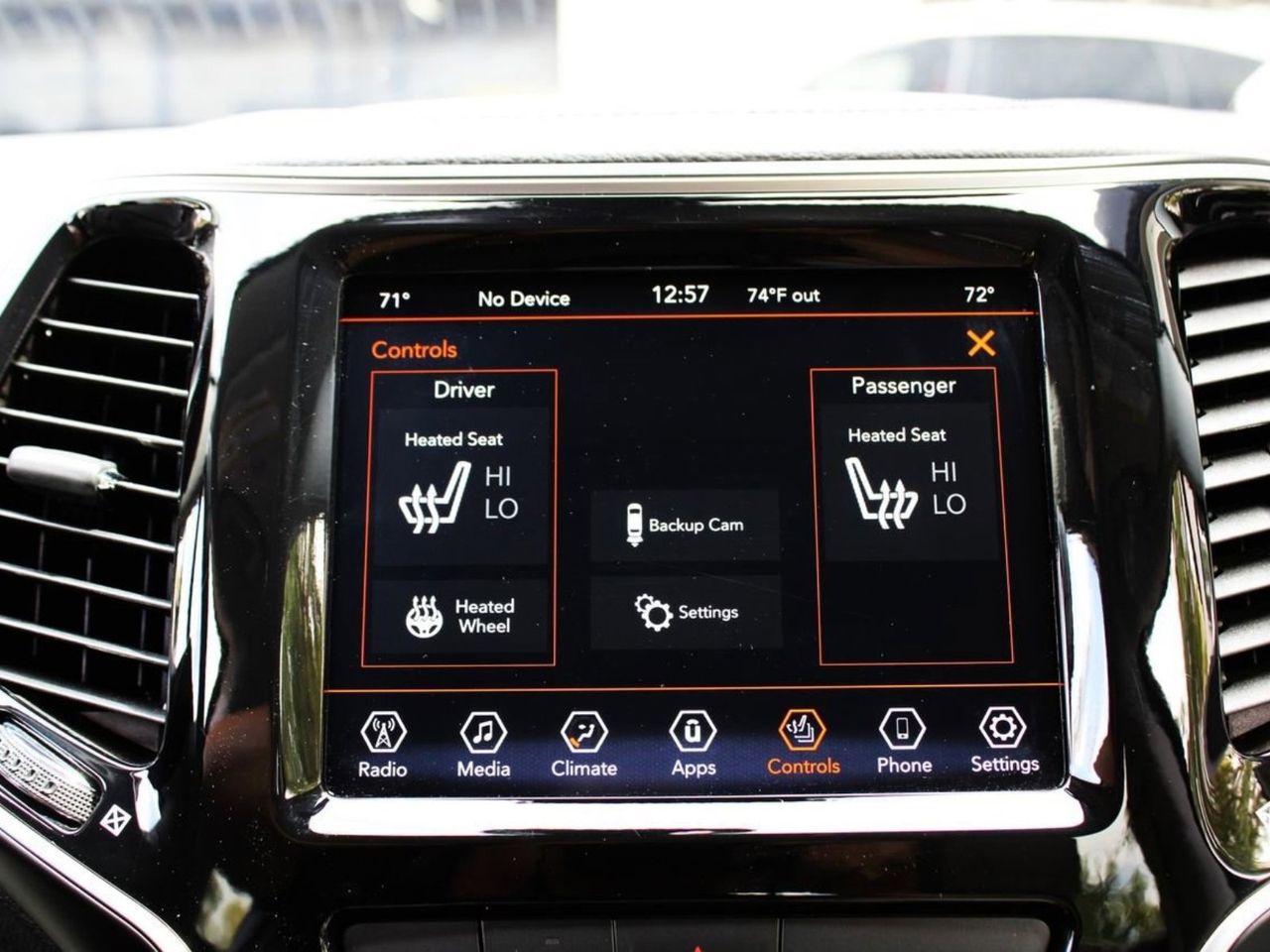 Used 2020 Bright White Clearcoat Jeep Limited image 26