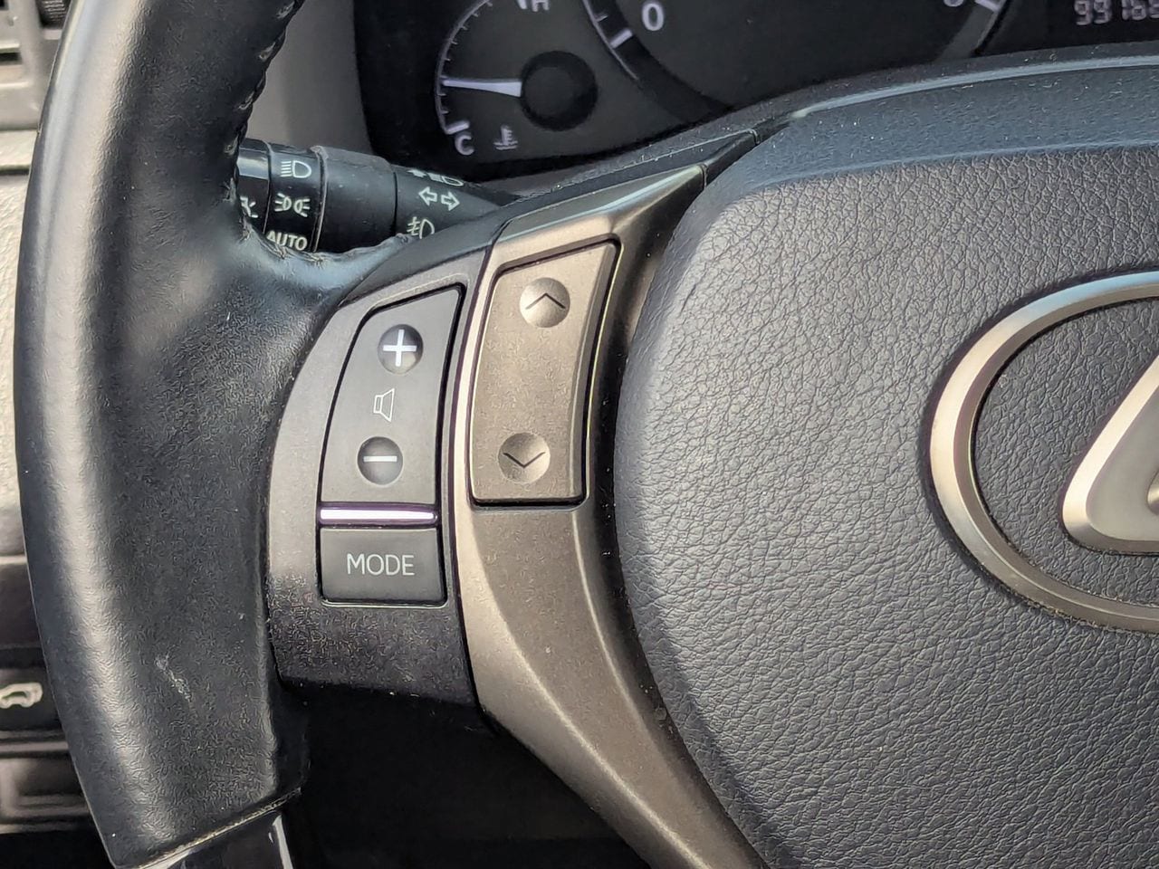 Used 2015 Obsidian Lexus 350 image 25