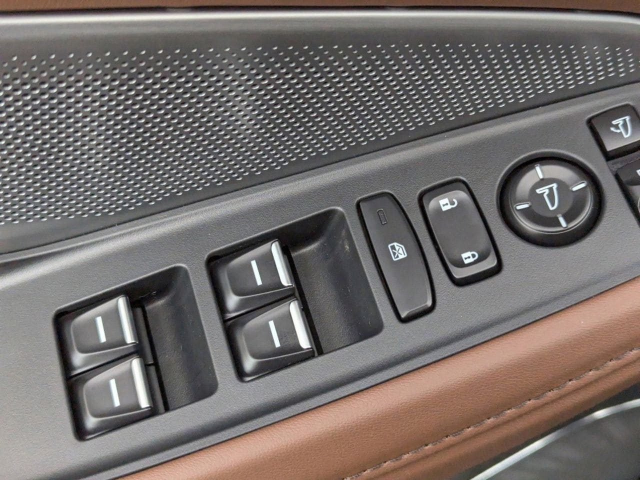 New 2026 Majestic Black Pearl Acura FWD Technology Package image 16