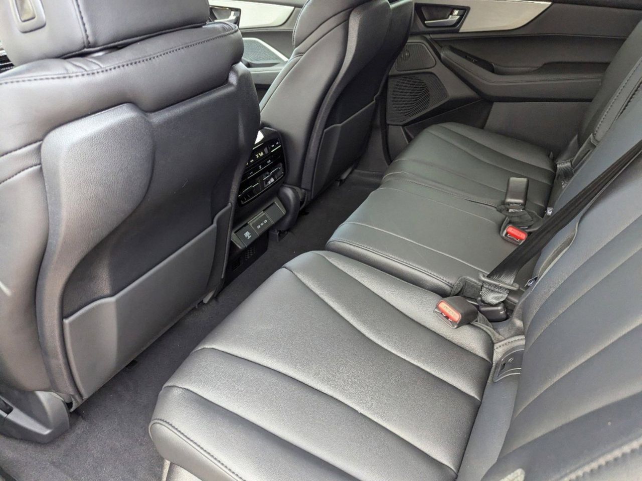 New 2026 Majestic Black Pearl Acura SH-AWD image 23