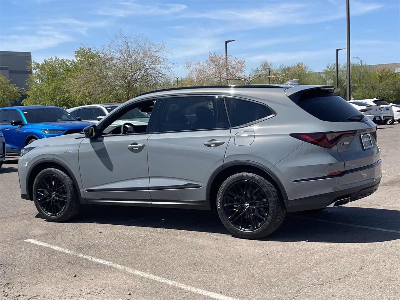 2026 Acura MDX SH-AWD A-Spec Advance photo 4
