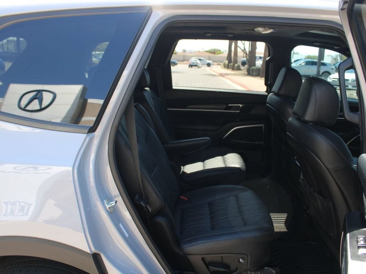 Used 2024 Wolf Gray Kia SX-Prestige X-Line image 15