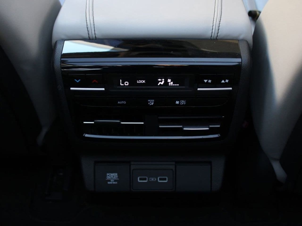 Used 2023 Lunar Silver Metallic Acura Technology image 14