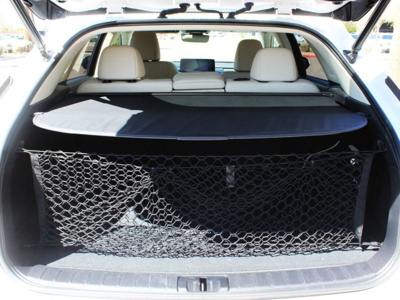 Used 2021 Eminent White Pearl Lexus 450h image 6