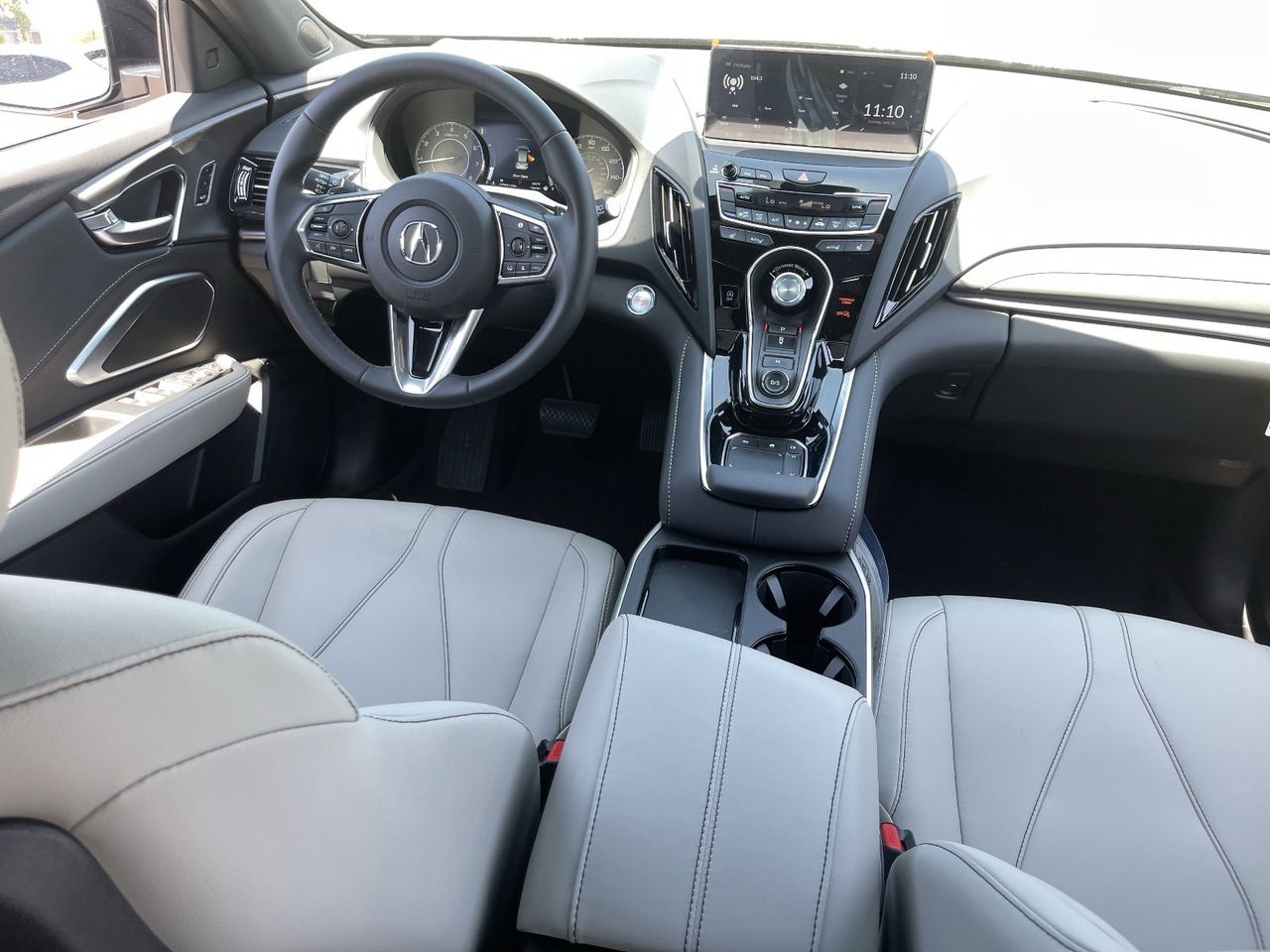 New 2026 Platinum White Pearl Acura SH-AWD image 18