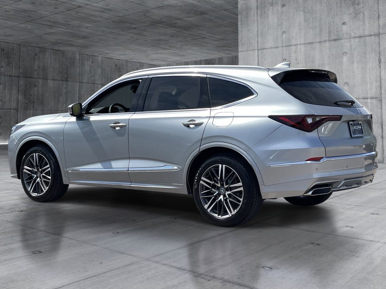 New 2026 Solar Silver Metallic Acura SH-AWD Advance Package image 4