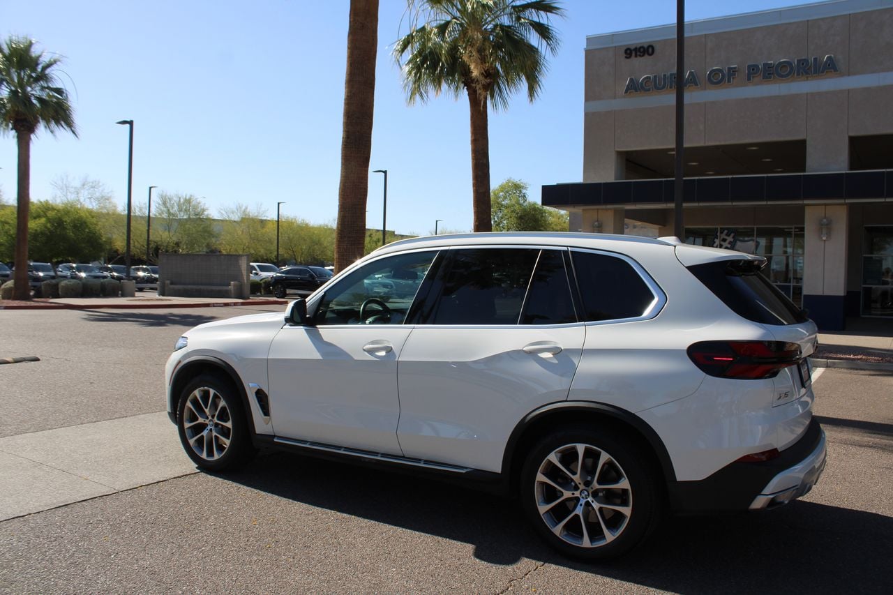 2026 BMW X5's photo