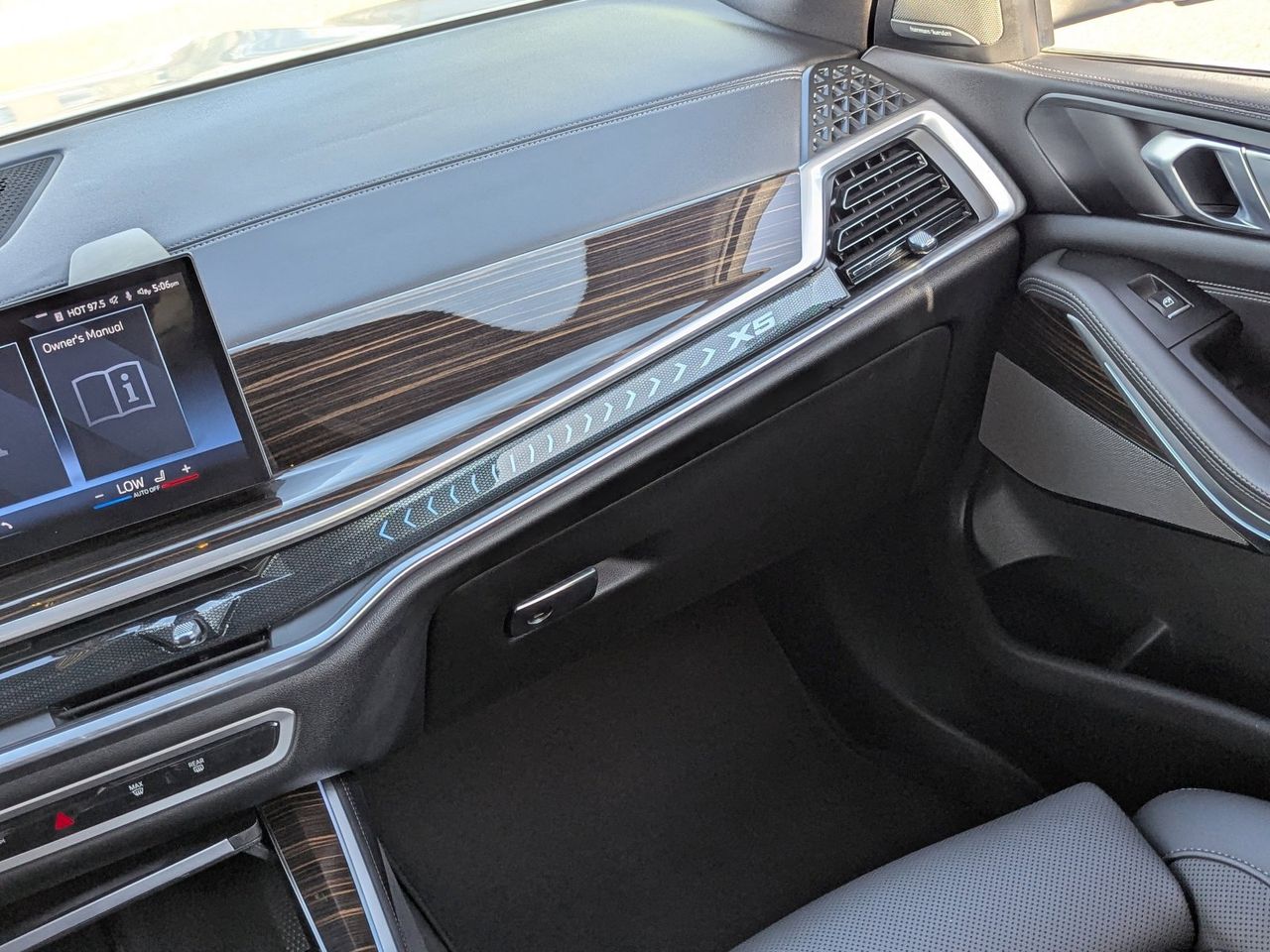 Used 2026 Alpine White BMW xDrive40i image 19