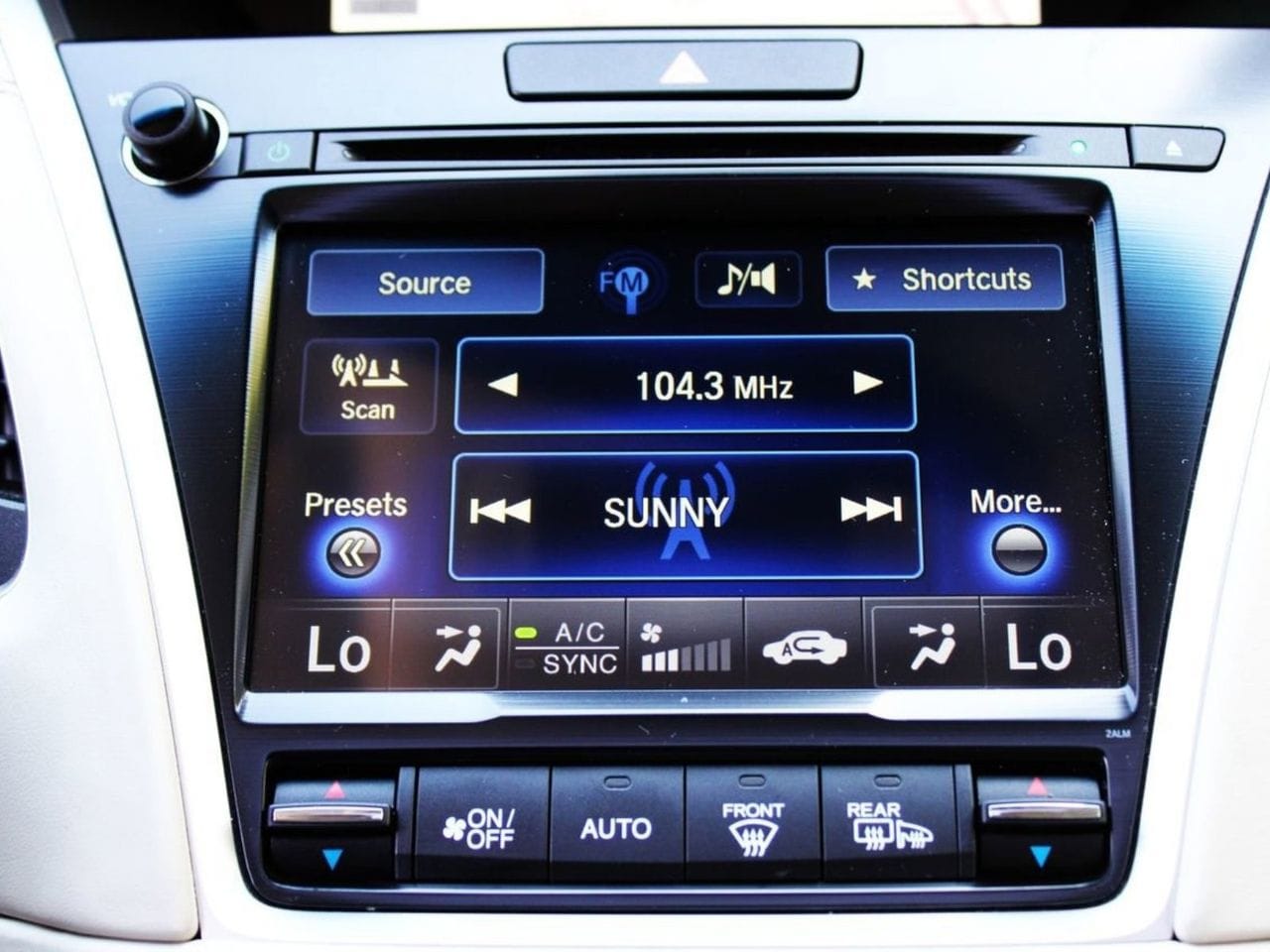 Used 2020 Platinum White Pearl Acura Advance Package SH-AWD image 21