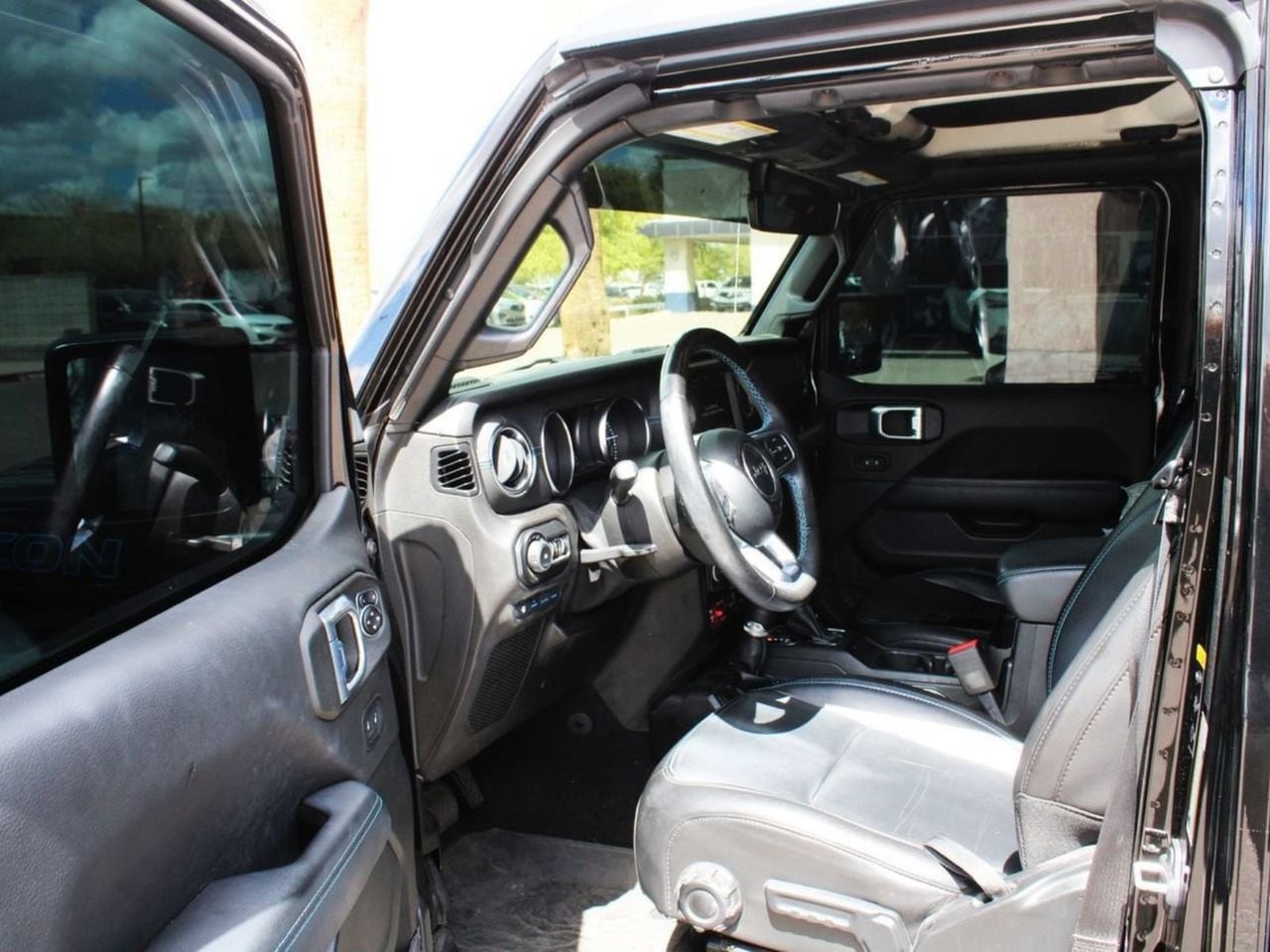Used 2021 Black Clearcoat Jeep Unlimited Rubicon 4xe image 10