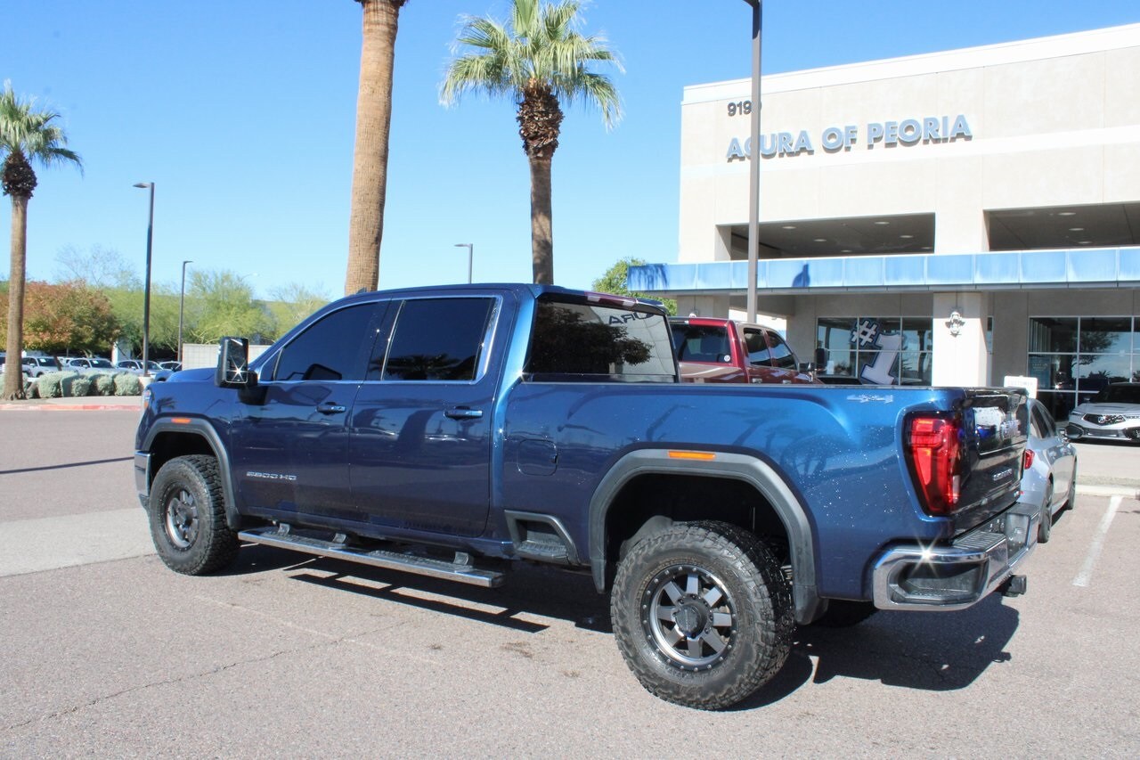 2022 Gmc Sierra 2500 HD SLE photo 2