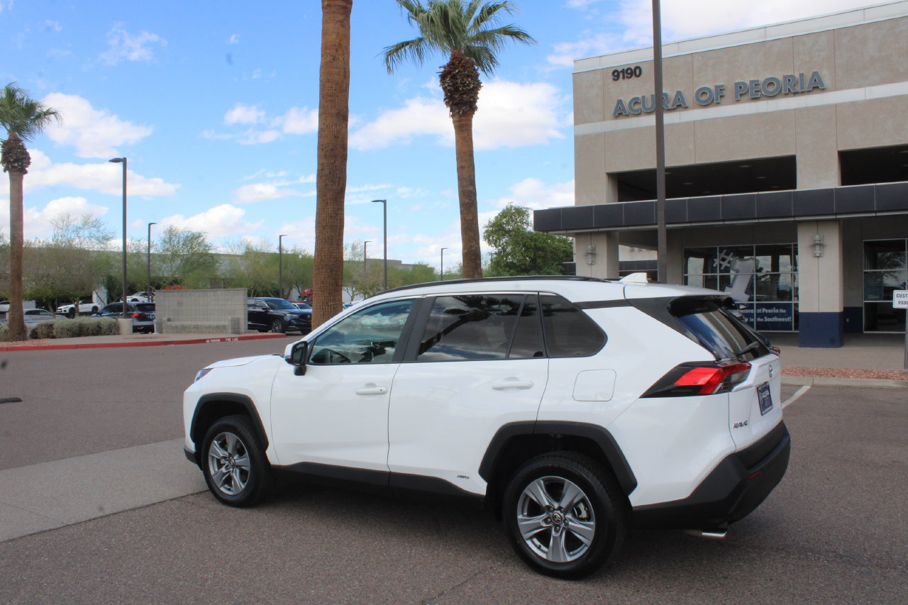 Used 2025 Toyota RAV4 Hybrid XLE SUV