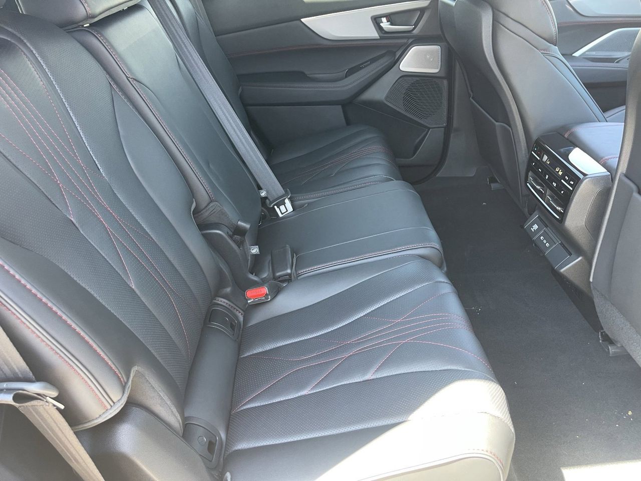 New 2026 Platinum White Pearl Acura SH-AWD A-Spec Advance Package image 15