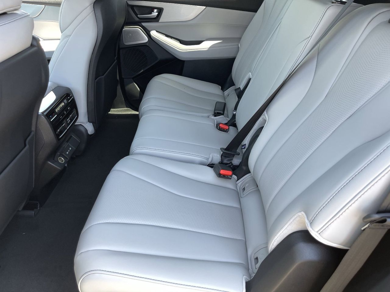 New 2026 Solar Silver Metallic Acura FWD Technology Package image 20