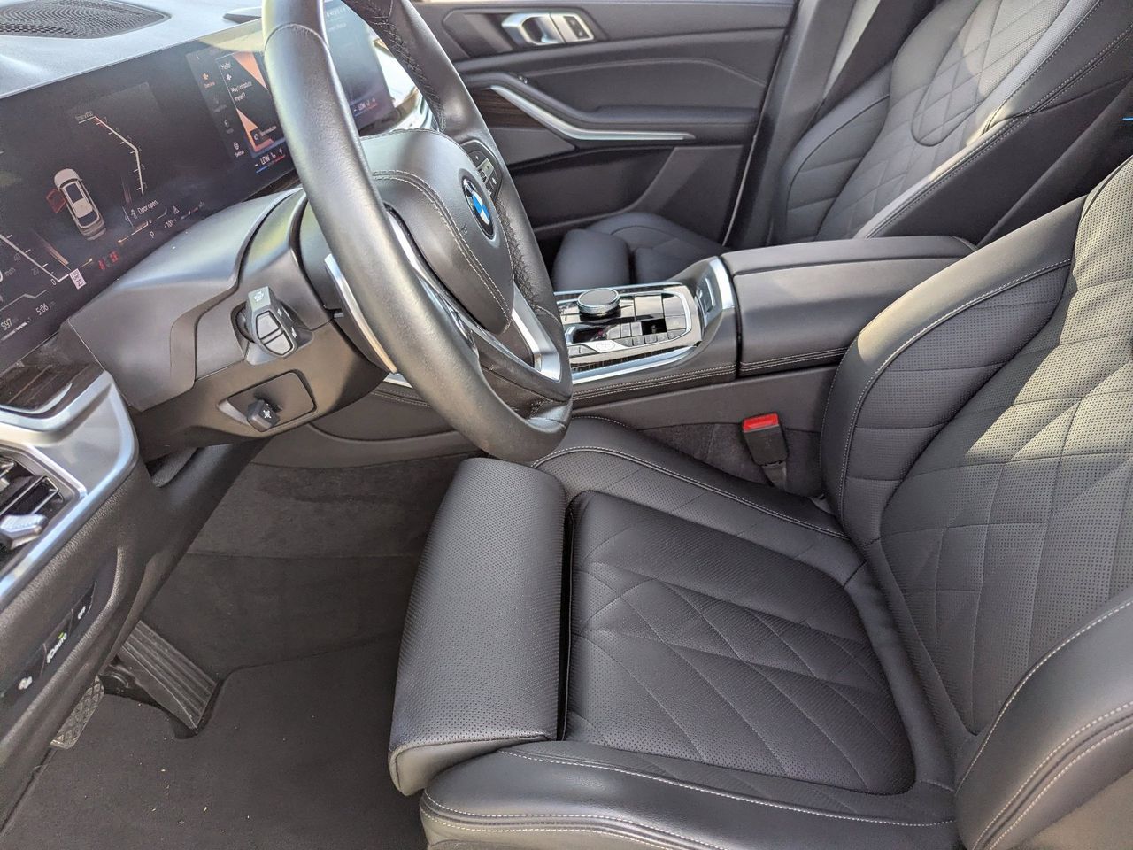 Used 2026 Alpine White BMW xDrive40i image 28