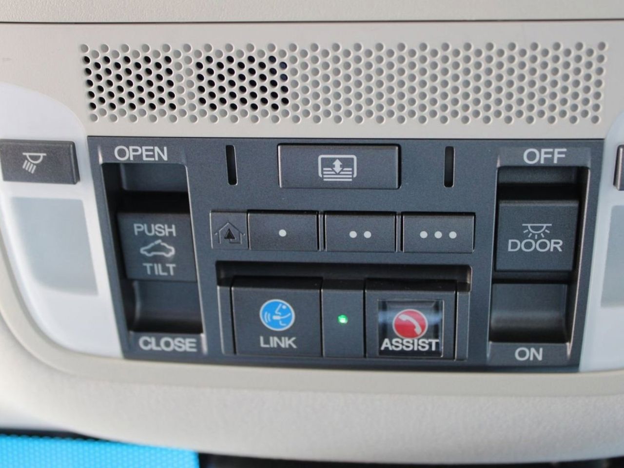 Used 2020 Platinum White Pearl Acura Advance Package SH-AWD image 25