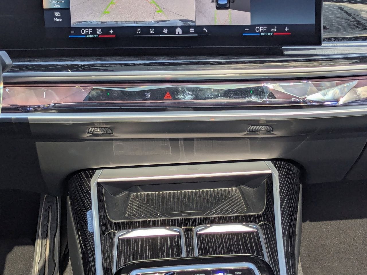 Used 2024 Black Sapphire Metallic BMW 740i image 20