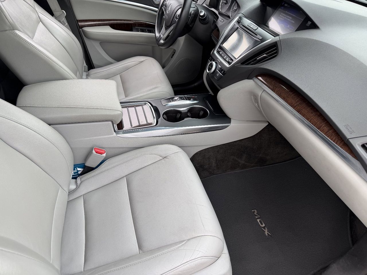 Used 2017 Lunar Silver Metallic Acura 3.5L w/Technology Package image 13