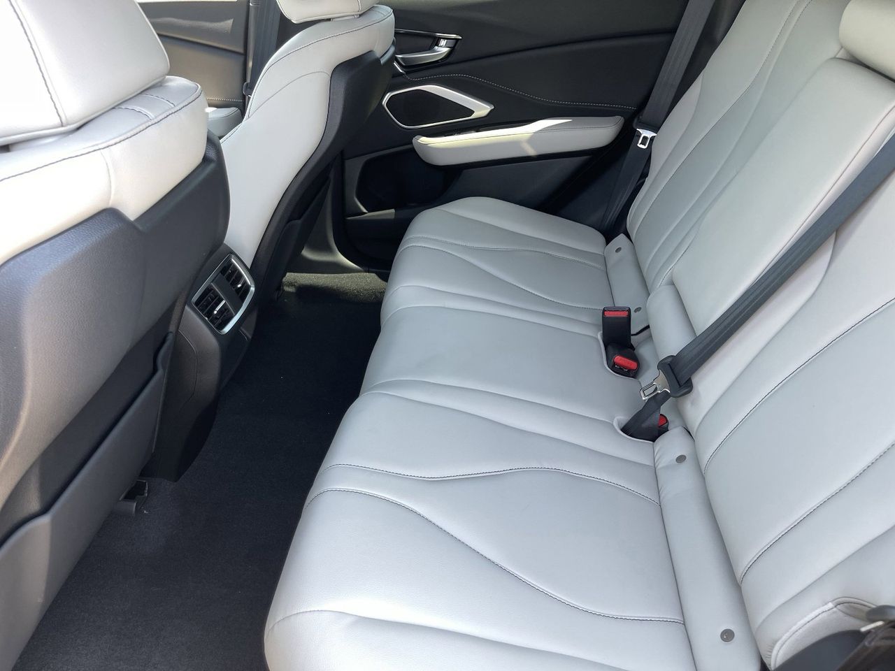 New 2026 Platinum White Pearl Acura SH-AWD image 20