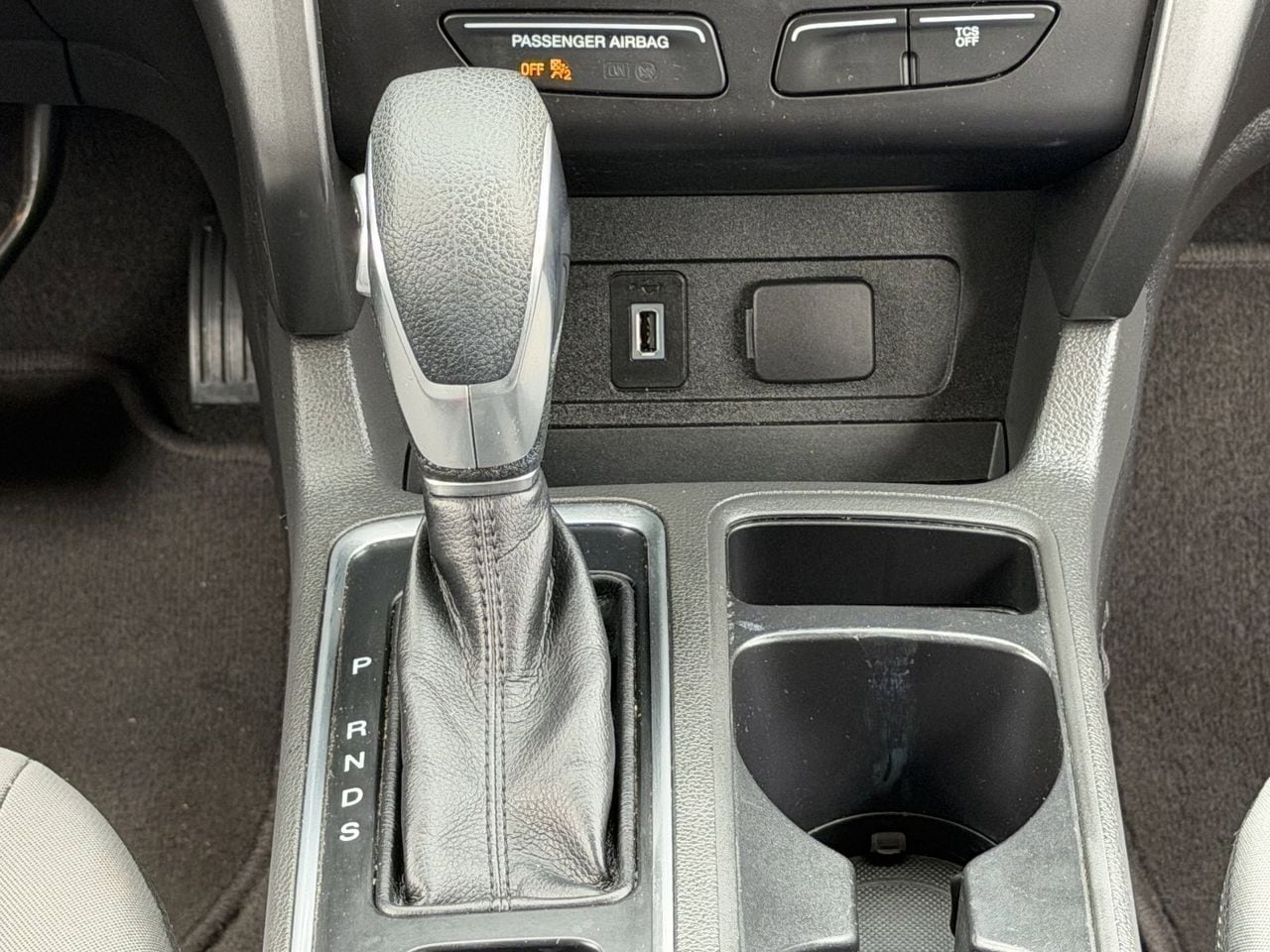 Used 2018 Lightning Blue Ford S image 22