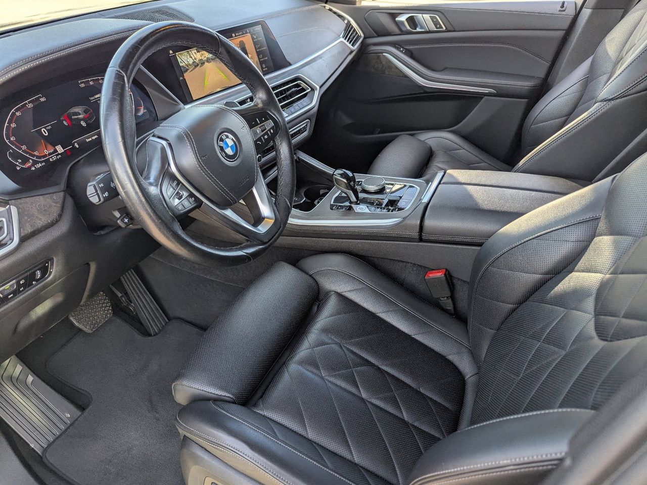 Used 2023 Black Sapphire Metallic BMW sDrive40i image 28