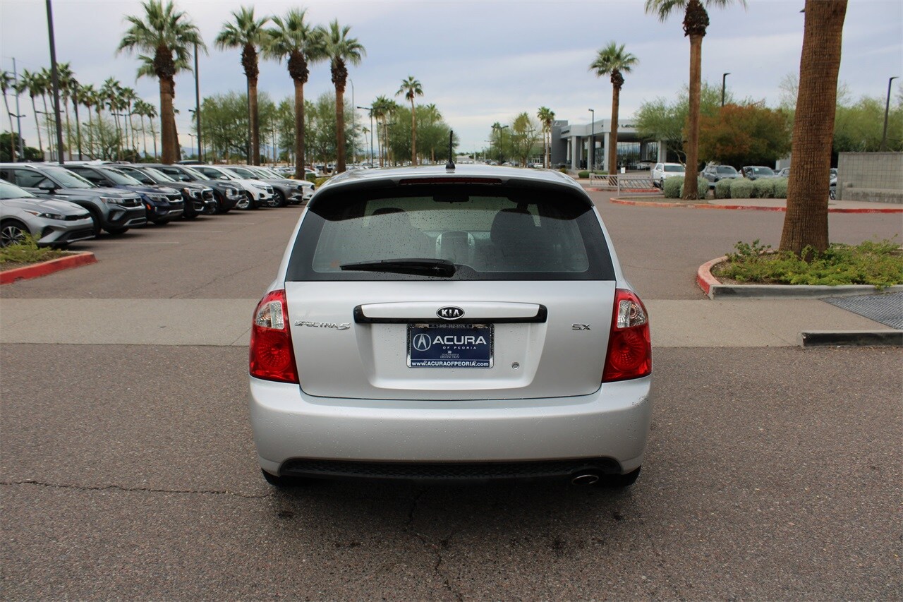 2009 Kia Spectra SX photo 4