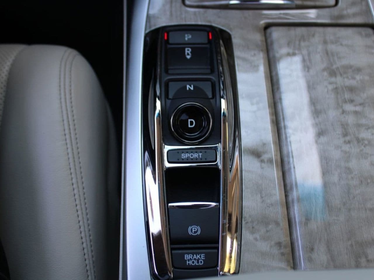 Used 2020 Platinum White Pearl Acura Advance Package SH-AWD image 23