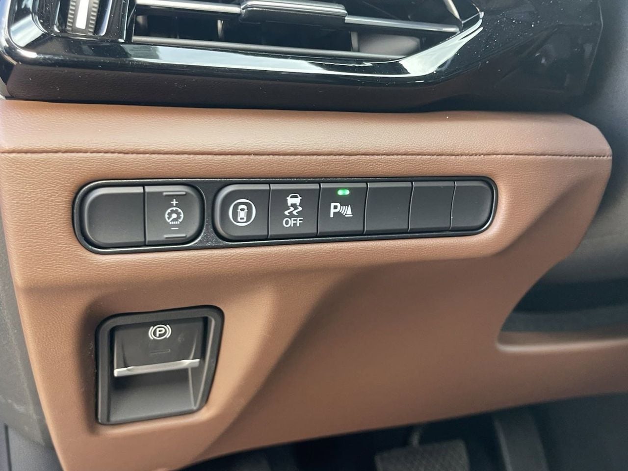 New 2026 Liquid Carbon Metallic Acura SH-AWD Technology Package image 23