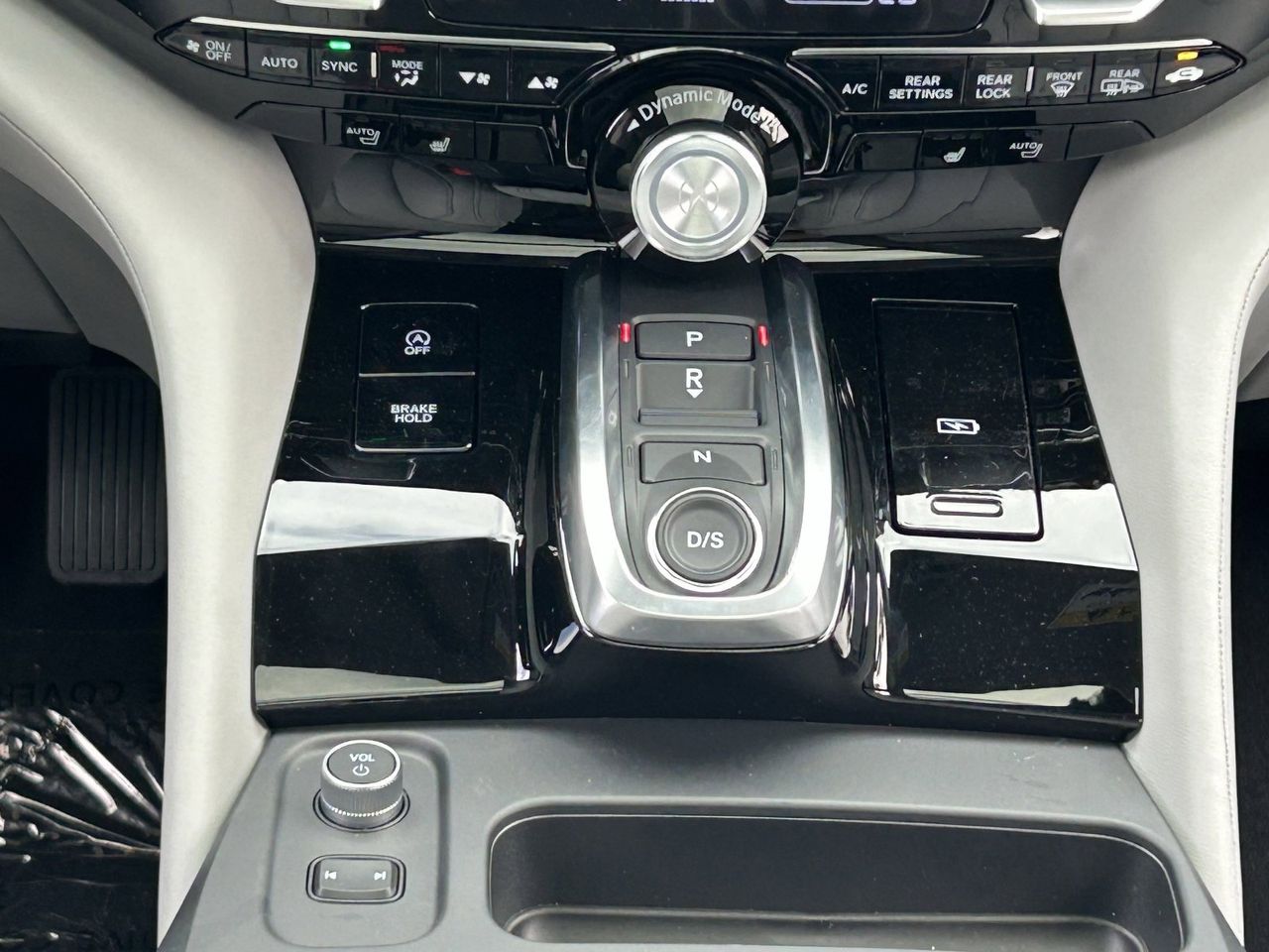 New 2026 Solar Silver Metallic Acura SH-AWD Technology Package image 22